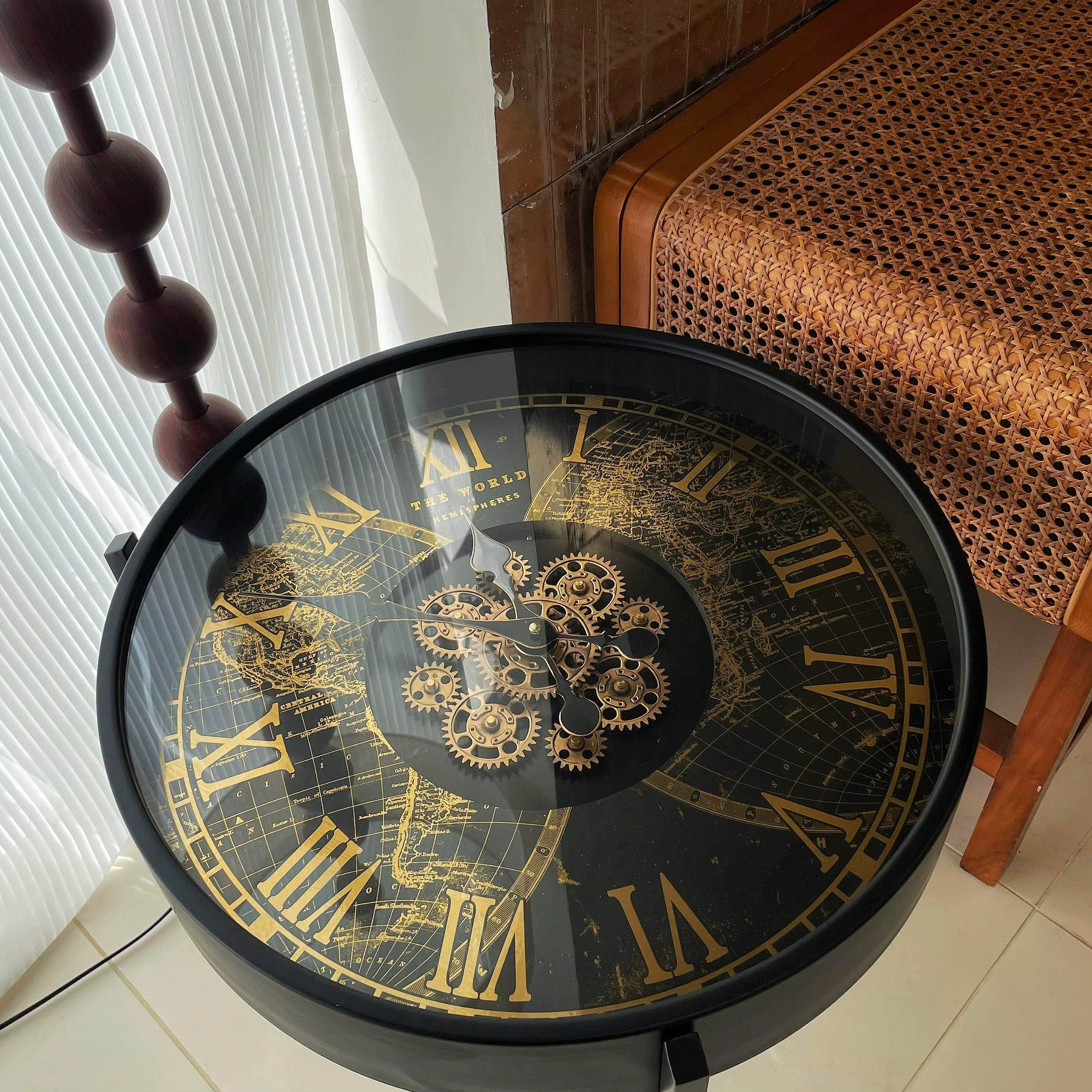 Retro High-End Light Luxury Design American Style Clock Gear Living Room Sofa Side Table Small Tea Table for Apartment Homestay